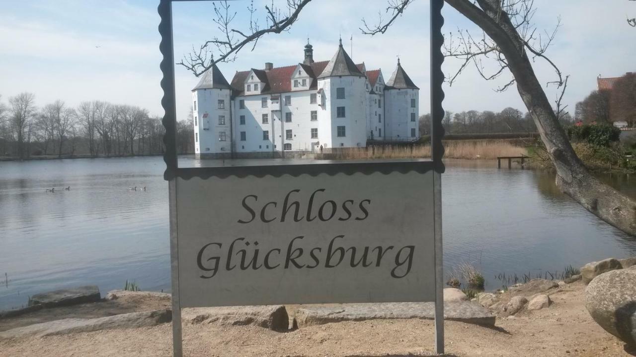 Ferienwohnung Seeblick Gluecksburg Exterior photo